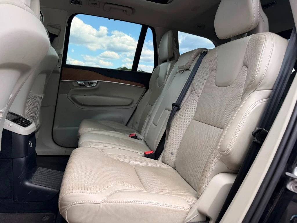 Volvo XC90 – foto 26