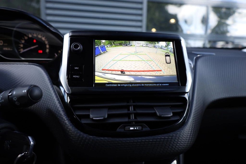 Peugeot 208 – foto 13