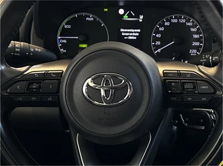 Toyota Yaris – thumbnail 4