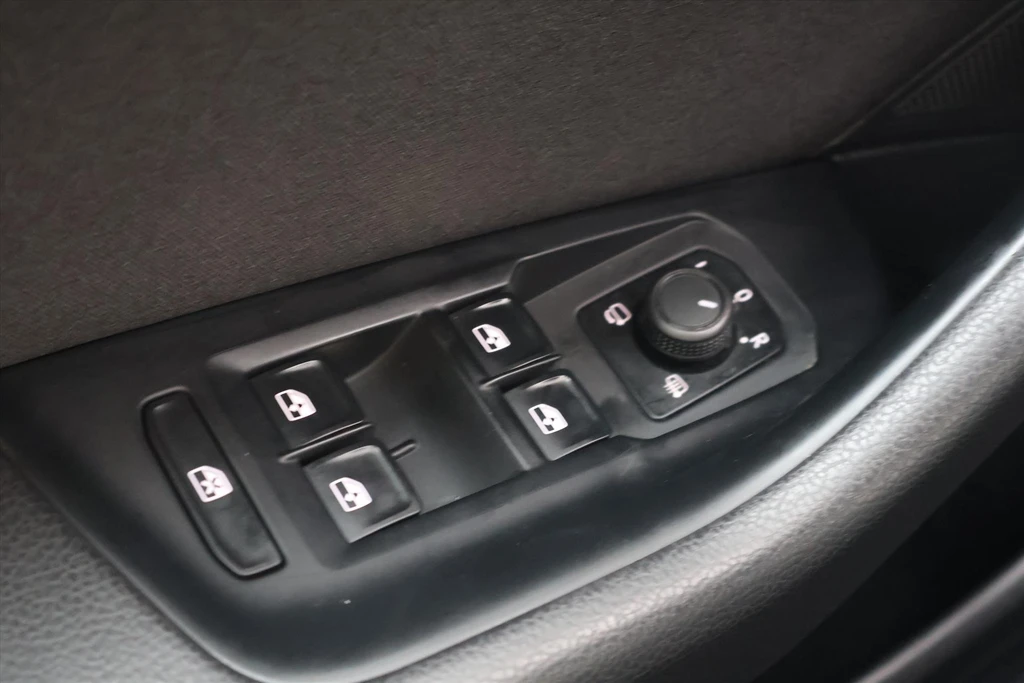Volkswagen Passat – foto 27