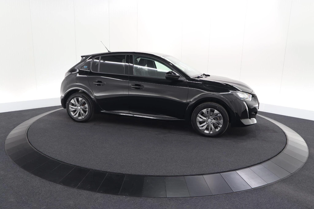 Peugeot e-208 – foto 13