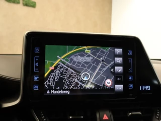 Toyota C-HR – thumbnail 13