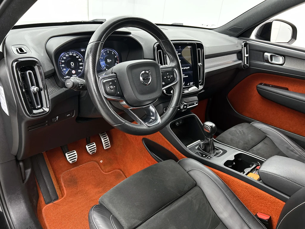 Volvo XC40 – foto 30