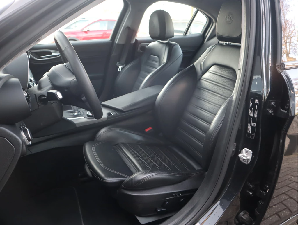 Alfa Romeo Giulia – foto 32