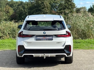 BMW iX1 – thumbnail 4