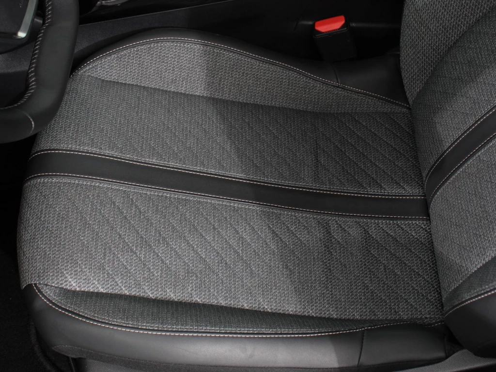 Peugeot 208 – foto 29