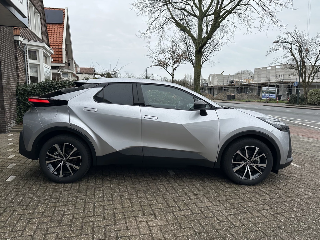 Toyota C-HR – foto 10