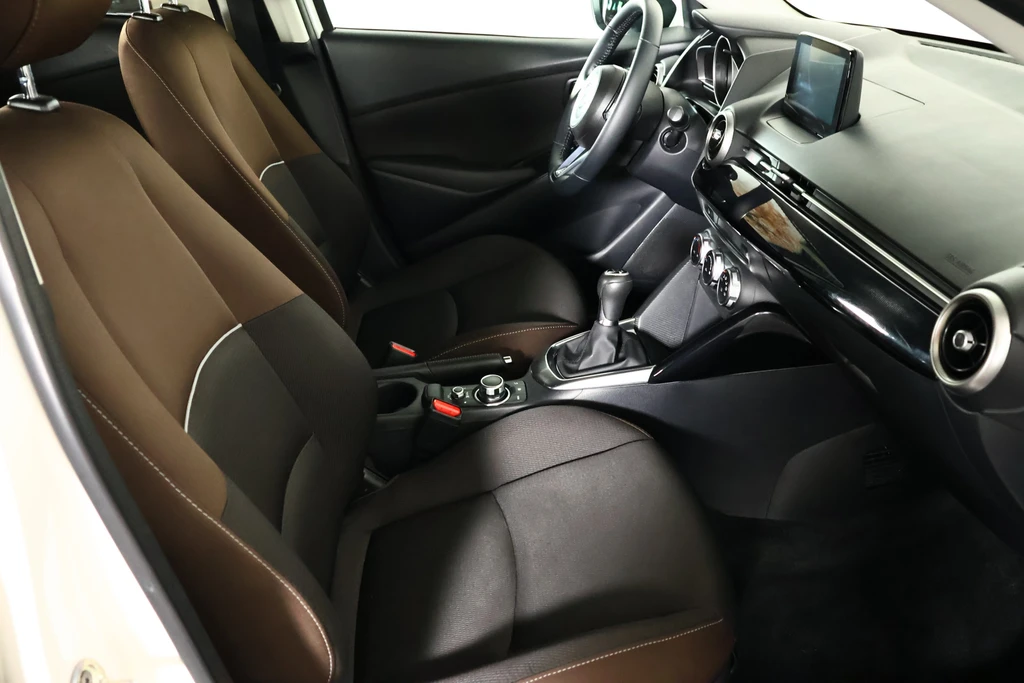 Mazda 2 – foto 11
