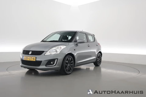 Suzuki Swift 1.2 94PK Bandit EASSS | Rijklaar! | Trekhaak | Cruise | 4-cilinder | Airco | 5-deurs | All-Seasons V