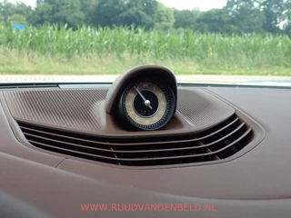 Porsche Taycan – thumbnail 16