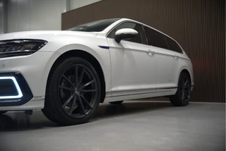 Volkswagen Passat – thumbnail 22