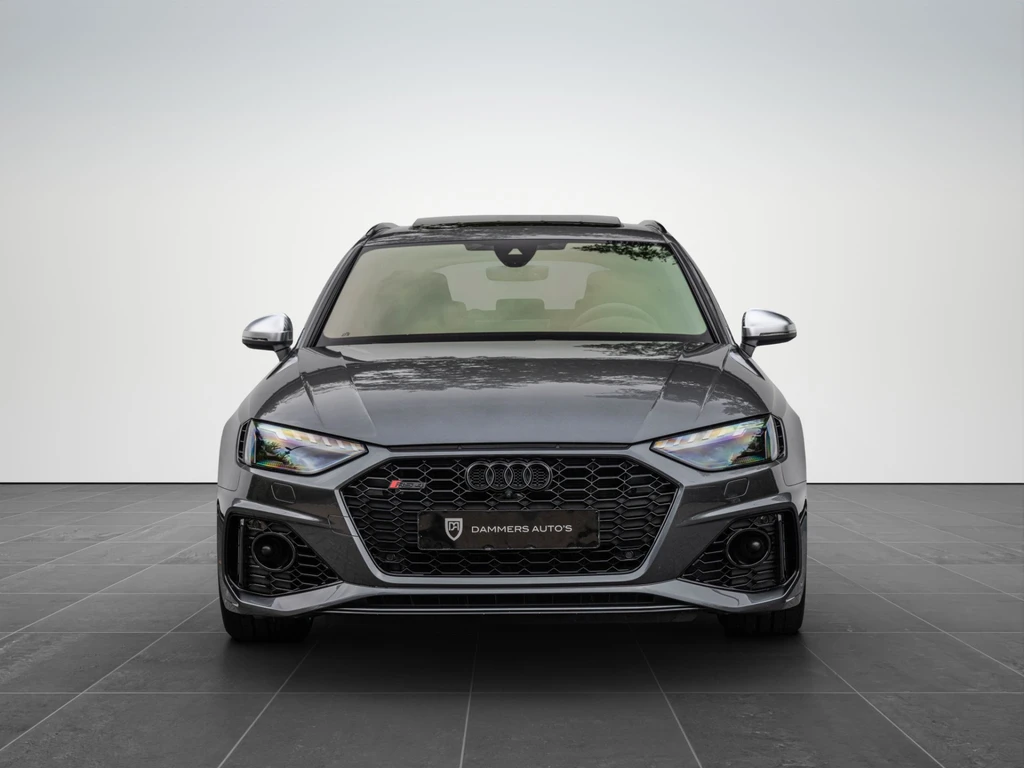 Audi RS4 – foto 11