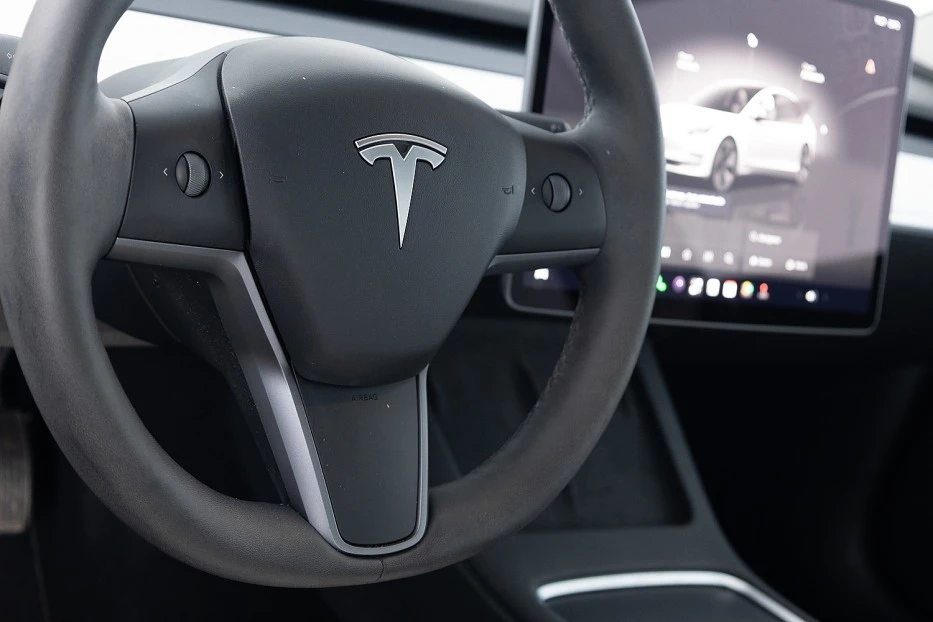 Tesla Model 3 – foto 18