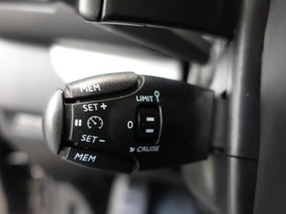 Opel Vivaro – thumbnail 24