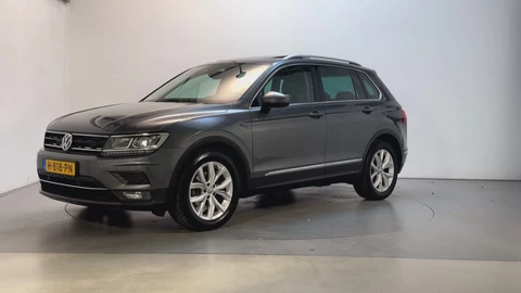 Volkswagen Tiguan 1.5 TSI 150pk DSG ACT Highline Panoramadak Stoelverwarming Virtual Cockpit DAB+