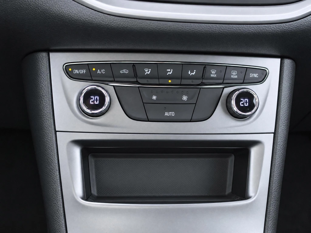 Opel Astra – foto 15