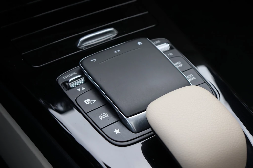 Mercedes-Benz CLA – foto 18