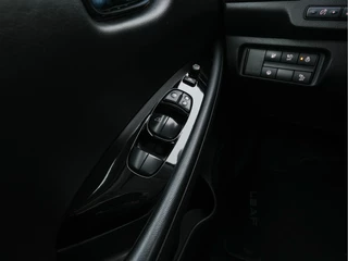 Nissan Leaf – thumbnail 20