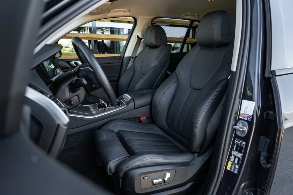 BMW X5 – foto 25