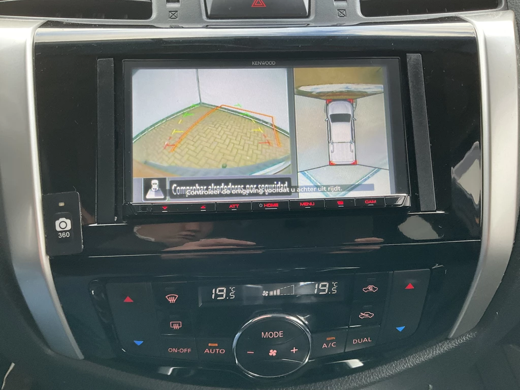 Nissan Navara – foto 13
