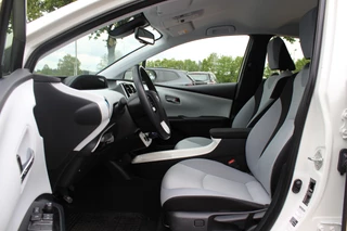 Toyota Prius – thumbnail 12