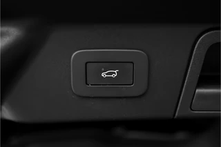 Land Rover Range Rover Velar – thumbnail 49