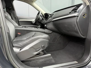 Volvo XC90 – thumbnail 38