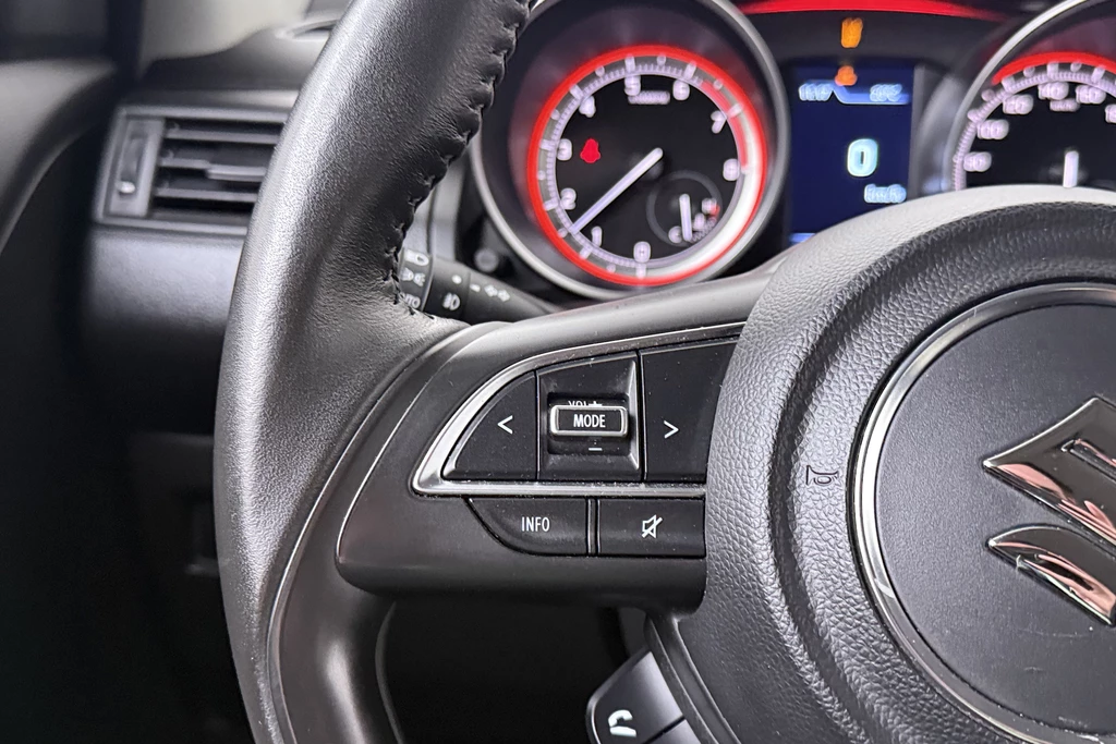 Suzuki Swift – foto 18