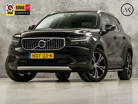 Volvo XC40 1.5 T4 Recharge Inscription Expression 211Pk Automaat (PANORAMADAK, APPLE CARPLAY, MEMORY SEATS, LEDER, CAMERA, SPORTSTOELEN, GETINT GLAS, ELEK ACHTERKLEP, NIEUWE APK, NIEUWSTAAT)