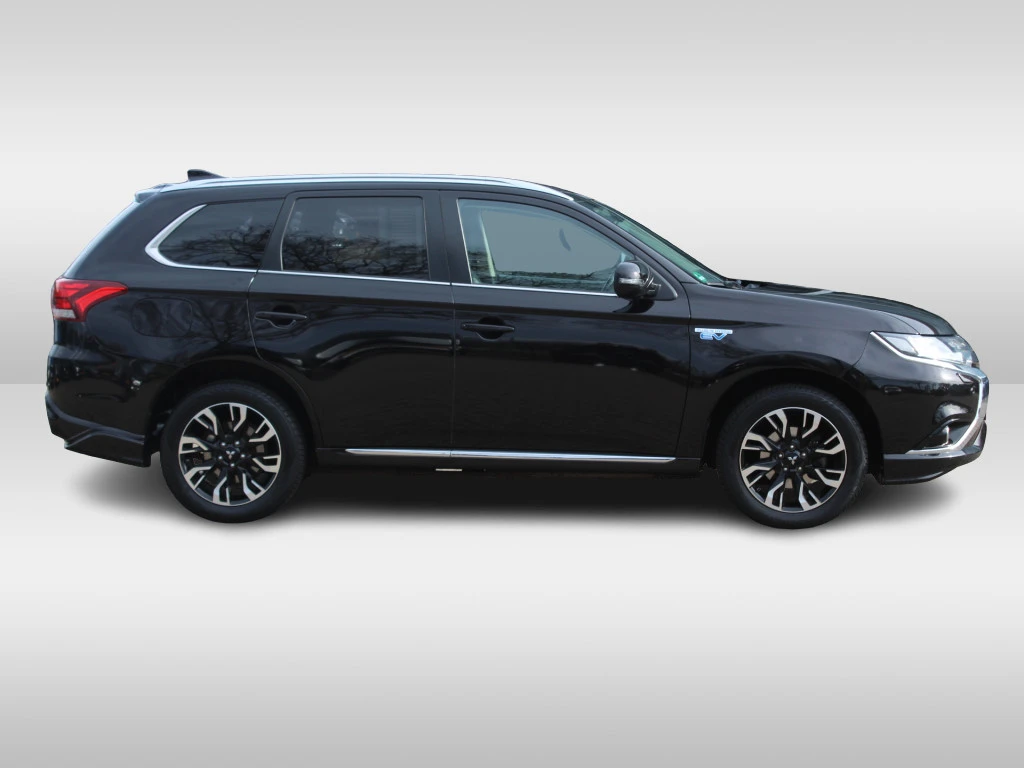 Mitsubishi Outlander – foto 2