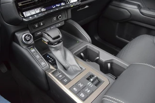 Toyota Land Cruiser – thumbnail 22