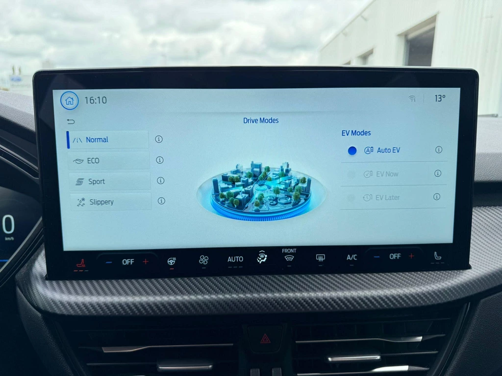 Ford Kuga – foto 17