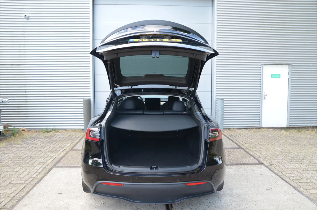 Tesla Model Y – foto 35