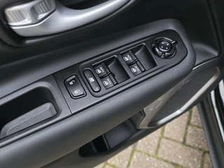 Jeep Renegade – thumbnail 13