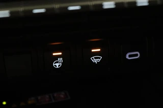 Toyota C-HR – thumbnail 28