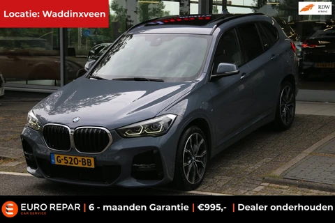 BMW X1 SDrive20i High Executive Edition M-PAKKET PANO-DAK!