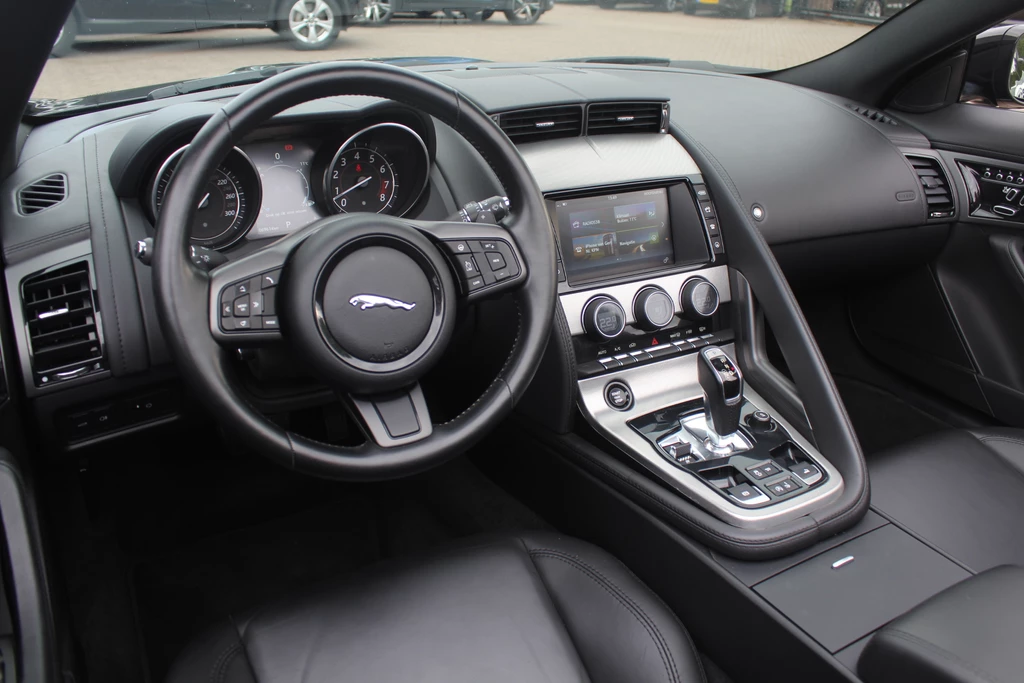 Jaguar F-Type – foto 11