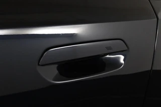 BMW i5 – thumbnail 34