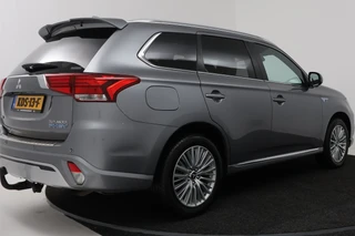 Mitsubishi Outlander – thumbnail 3