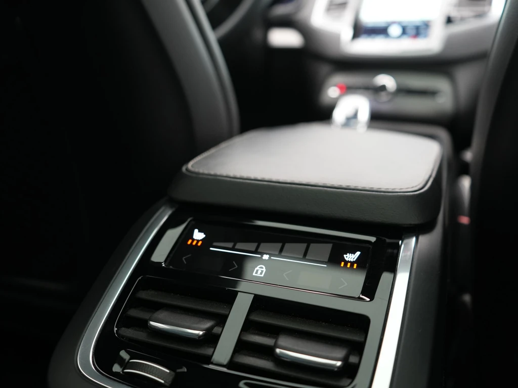 Volvo XC90 – foto 30
