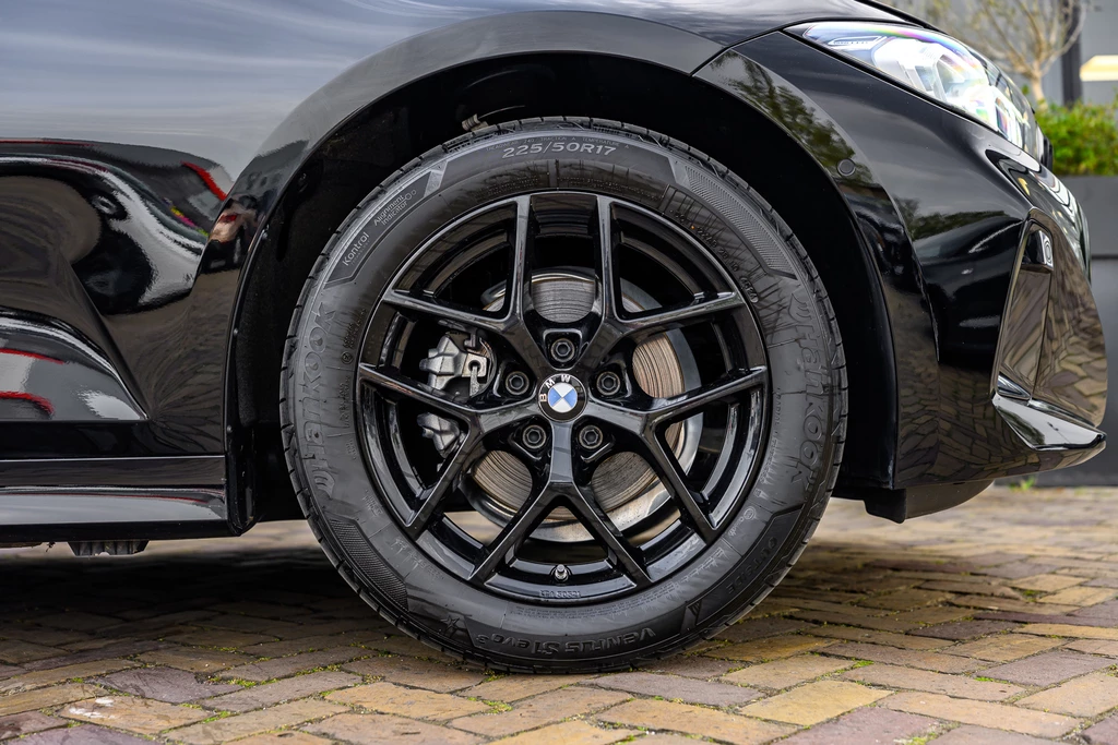 BMW 3 Serie – foto 16