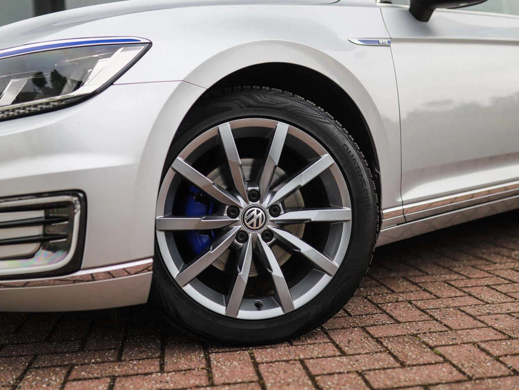 Volkswagen Passat – foto 16