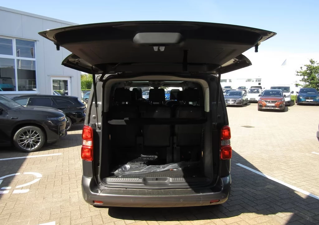Peugeot e-Traveller – foto 5