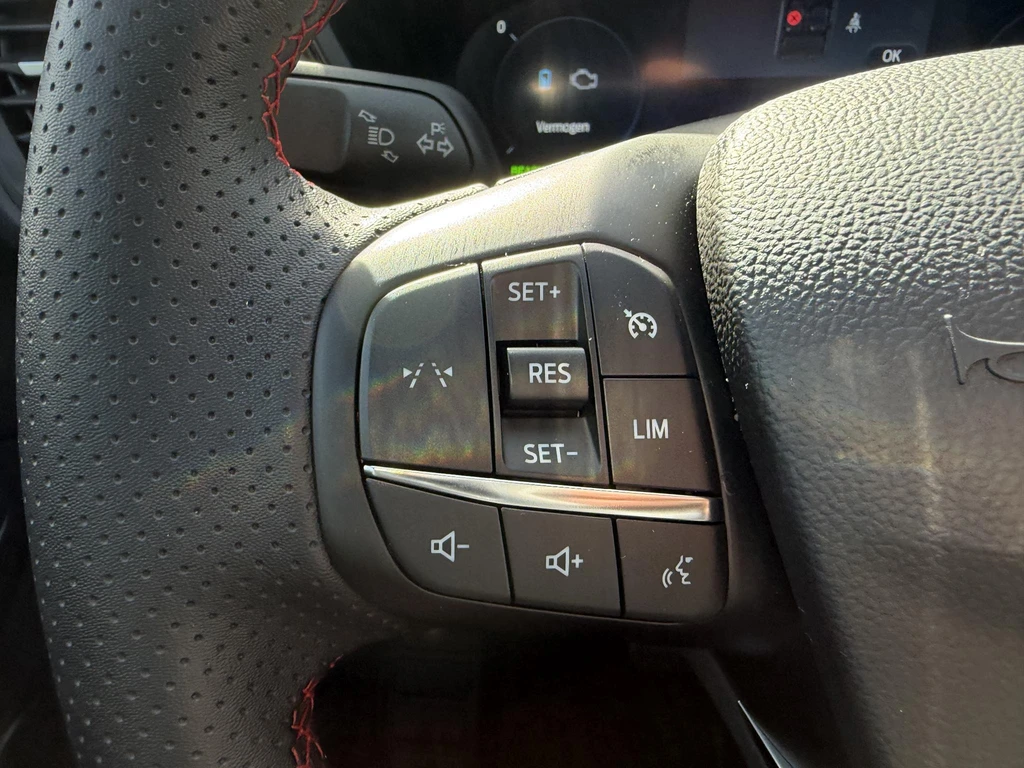 Ford Kuga – foto 13