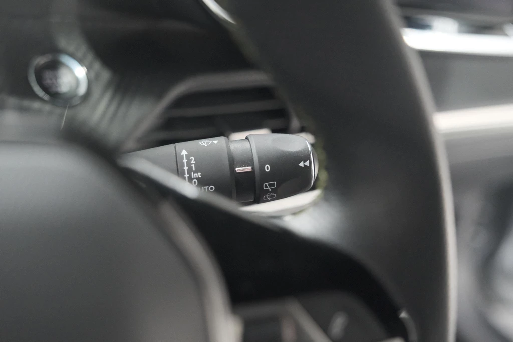Peugeot 208 – foto 42
