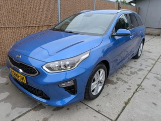 Kia Ceed Sportswagon – thumbnail 1