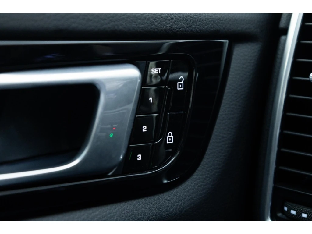Porsche Cayenne – foto 22