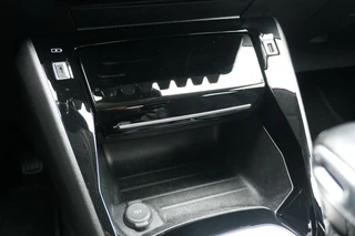 Peugeot 208 – thumbnail 36
