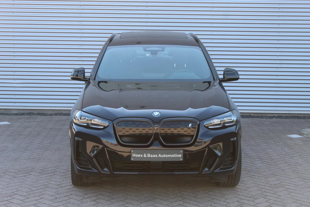 BMW iX3 – foto 10