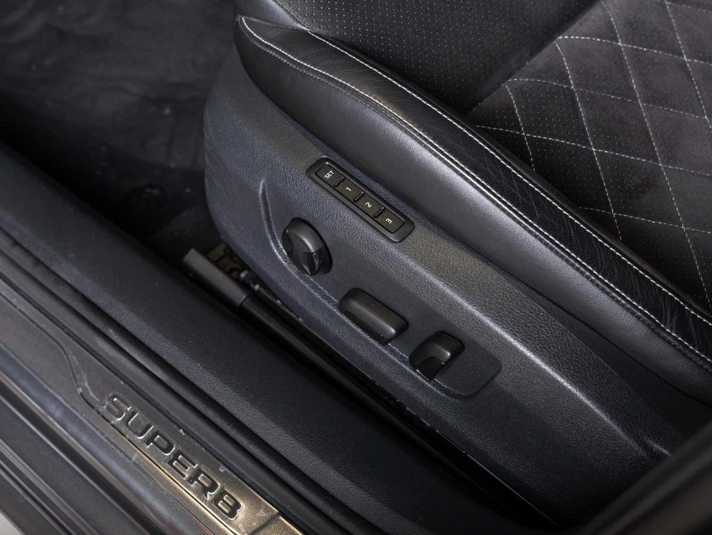 Škoda Superb – foto 22